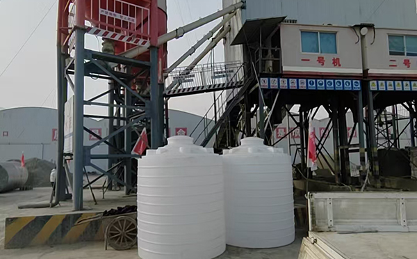 镇原立式运输桶交付案例｜全新PE材质 · 多行业适配 · 批量稳定供应