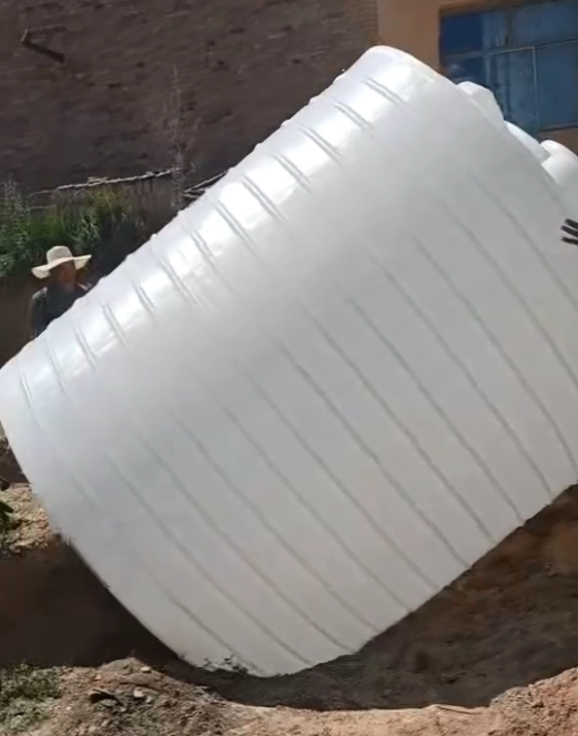 PE镇原塑料大桶批量交付案例：满足多行业储运需求的可靠容器方案